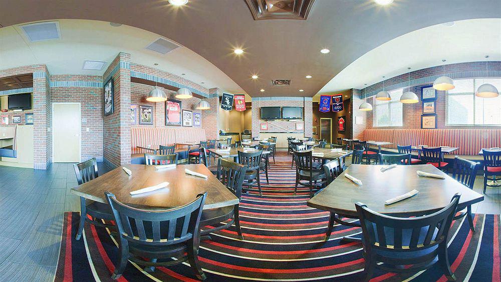 Doubletree By Hilton Chicago Midway Airport, Il Hotell Bedford Park Exteriör bild