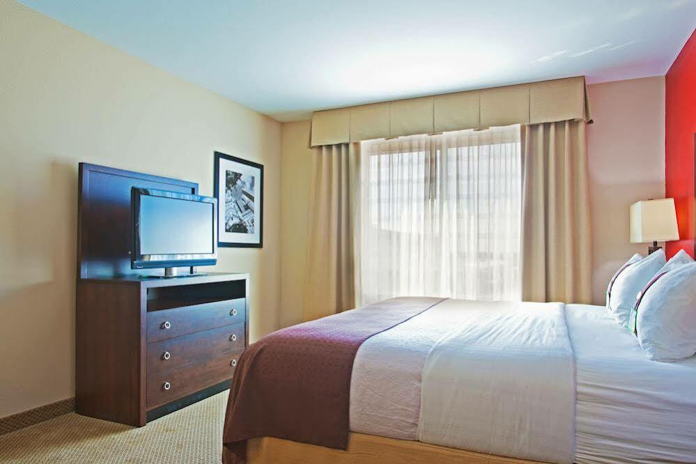 Doubletree By Hilton Chicago Midway Airport, Il Hotell Bedford Park Exteriör bild