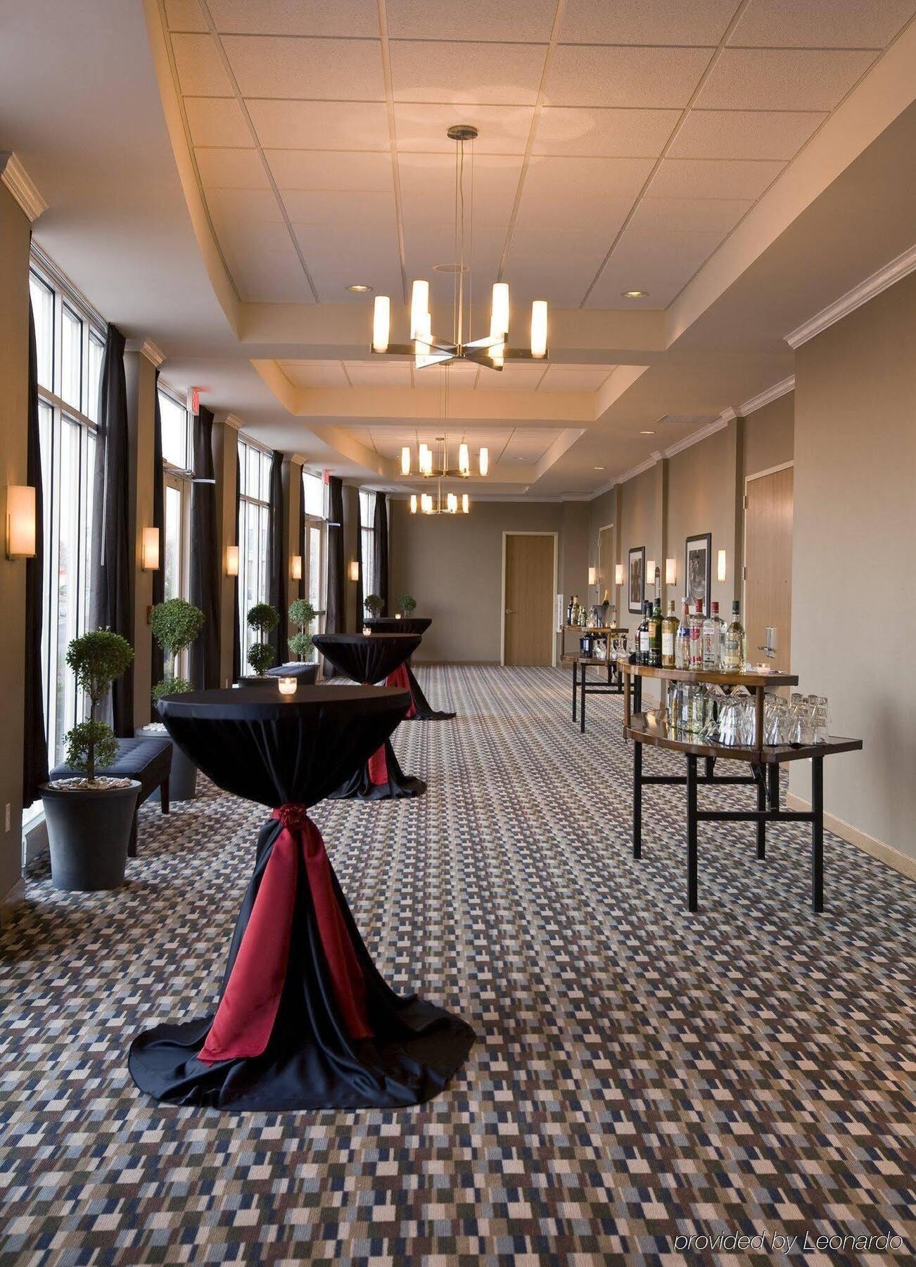 Doubletree By Hilton Chicago Midway Airport, Il Hotell Bedford Park Exteriör bild