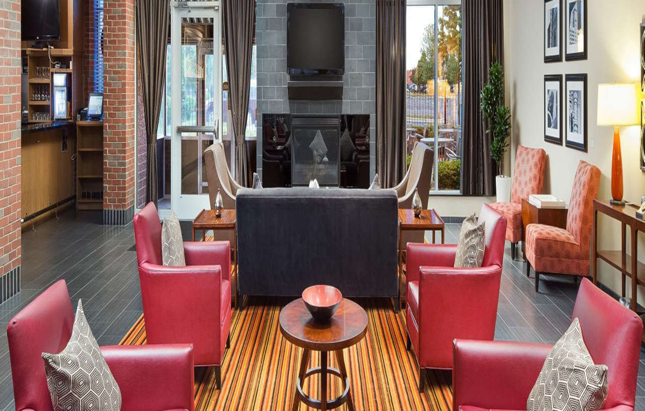 Doubletree By Hilton Chicago Midway Airport, Il Hotell Bedford Park Exteriör bild